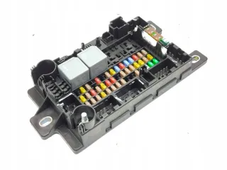 K8D214A073BE Блок предохранителей Land Rover Evoque 2 Арт e11992518, вид 1