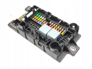 K8D214A073BE Блок предохранителей Land Rover Evoque 2 Арт e11992518, вид 7