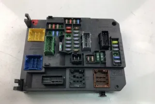 9665547480 Блок предохранителей Citroen C4 2 Арт e11991206, вид 4