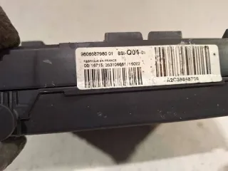 9806687980 Блок предохранителей Citroen C4 2 Арт e11991158, вид 3