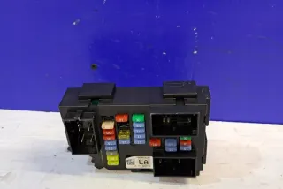 GMT900 15839517 Блок предохранителей Chevrolet Tahoe GMT900 Арт e11991026, вид 1