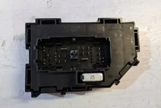 GMT900 15839517 Блок предохранителей Chevrolet Tahoe GMT900 Арт e11991026, вид 2
