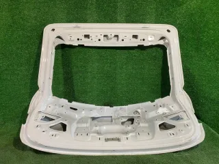 83F827025 Крышка багажника (дверь 3-5) Audi Q3 2 Арт e11990132, вид 3