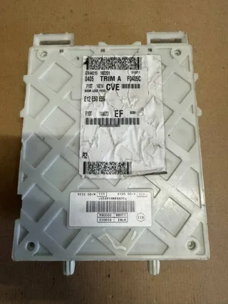 F1DT-14A073-EF F1DT14A073EF Блок предохранителей Ford Focus 3 Арт e11985943, вид 2