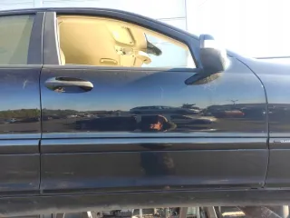 A2037200205 Дверь передняя правая Mercedes C W203 Арт e11978902, вид 1