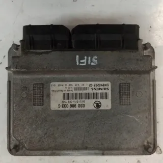 03D906033C Блок управления двигателем Skoda Fabia 1 Арт e11954688, вид 1