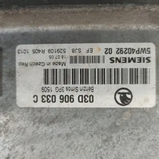 03D906033C Блок управления двигателем Skoda Fabia 1 Арт e11954688, вид 3