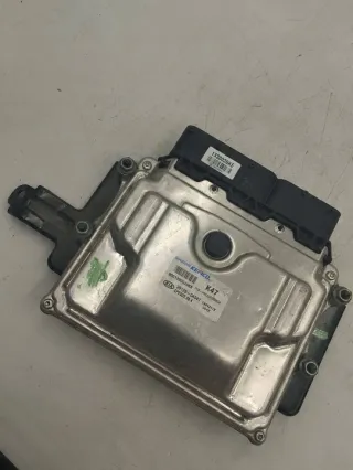 3912804047 Блок управления двигателем Kia Stonic Арт e11953592, вид 1