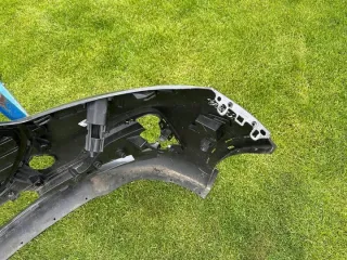 LV4B-17D957-H Бампер передний Ford Kuga 3 Арт e11952823, вид 7