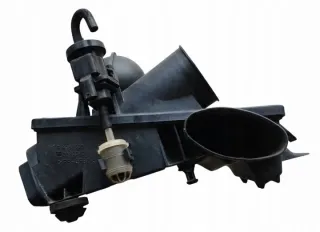 A1635000016 Корпус воздушного фильтра Mercedes ML W163 Арт e11948500, вид 2