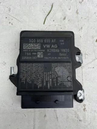 3Q0959655AF Блок предохранителей Volkswagen Passat B8 Арт e11932471, вид 1
