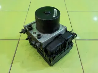 8V512M110AD 062109-55813 062109 06210955813 Блок ABS Ford Fiesta 5 Арт e11912375, вид 1