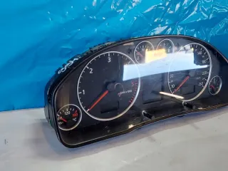 4B0920933G Щиток приборов (приборная панель) Audi A6 C5 (S6,RS6) Арт e11907293, вид 4