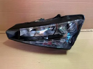 657941015 Фара левая Skoda Scala Арт e11904527, вид 1