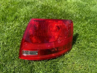 8E9945096E Фонарь задний правый Audi A4 B7 Арт e11897985, вид 2