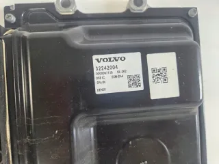 32242004 Блок управления двигателем Volvo V60 1 Арт e11894412, вид 3