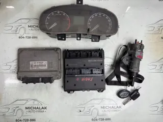03D906023M Блок управления двигателем Skoda Fabia 2 Арт e11894014, вид 1