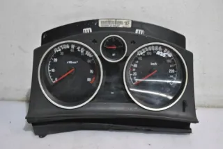 13225986 Щиток приборов (приборная панель) Opel Astra H Арт e11860614, вид 1