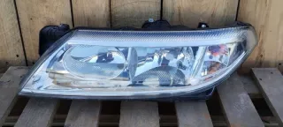 2001-05 7701048927 Фара левая Renault Laguna 2 Арт e11858756, вид 1