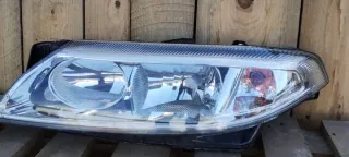 2001-05 7701048927 Фара левая Renault Laguna 2 Арт e11858756, вид 3
