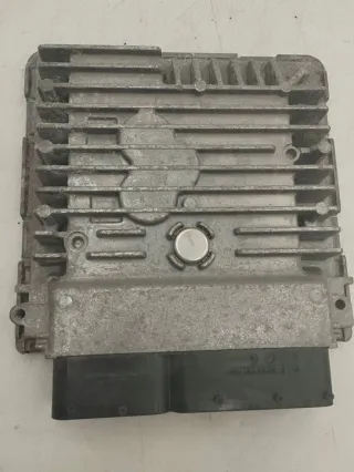 03L906023MM Блок управления двигателем Volkswagen Golf 6 Арт e11851743, вид 3