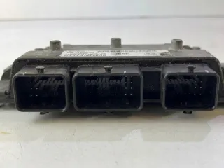 8v21-12a650-sf ems2102 s180047002 Блок управления двигателем Ford Fiesta 5 Арт e11850100, вид 3