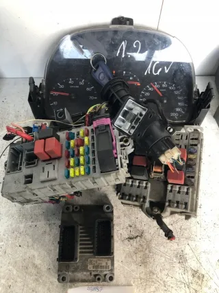 0261207901 55180311 Блок управления двигателем Fiat Punto 2 Арт e11850043, вид 1