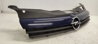 13108463 13142524 13135487 13149465 13149466 Решетка радиатора Opel Astra H Арт e11848538, вид 3