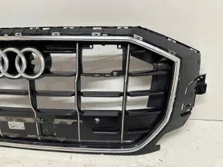 4M8853651AF Решетка радиатора Audi Q8 Арт e11846694, вид 4
