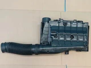 04E129611AK Корпус воздушного фильтра Volkswagen Arteon Арт e11842237, вид 1
