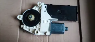 807310002R 0130822330 Моторчик стеклоподъемника Renault Laguna 3 Арт e11838487, вид 2