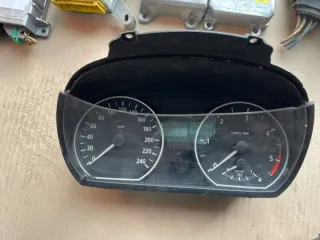 1024952 Щиток приборов (приборная панель) BMW 1 E81/E82/E87/E88 Арт e11836361, вид 1