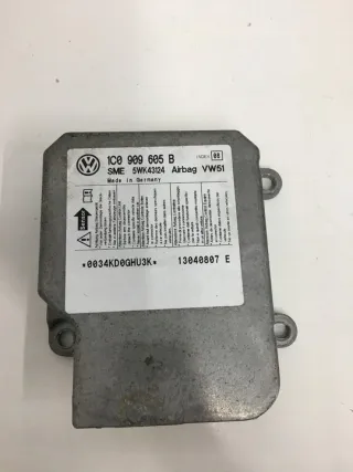 2000-2005 1C0909605B Блок AirBag Volkswagen Passat B5 Арт e11836178, вид 4