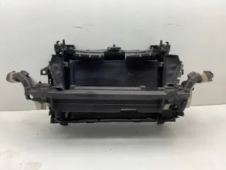 4M0145805Q 8W0121251AB Передняя панель крепления облицовки (телевизор) Audi Q7 4M Арт e11831927, вид 1