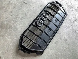 83A853651B Решетка радиатора Audi Q3 1 Арт e11825199, вид 1