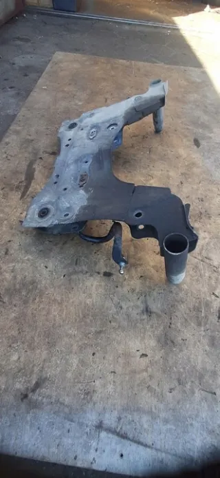 546118023R Балка подвески передняя (подрамник) Renault Megane 3 Арт e11815109, вид 7