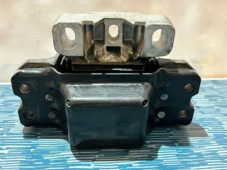 1K0199555L Подушка крепления КПП Seat Leon 2 Арт e11814849, вид 3
