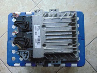 S180153104A 237102426R Блок управления двигателем Renault Megane 4 Арт e11803637, вид 3