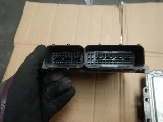 0281011381 12992629 Блок управления двигателем Opel Astra H Арт e11803325, вид 2