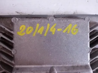 8V21-12A650-SF Блок управления двигателем Ford Fiesta 5 Арт e11802199, вид 4