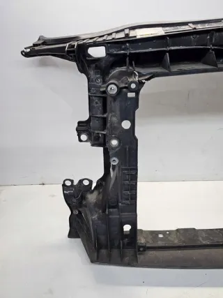 8P0805594C Передняя панель крепления облицовки (телевизор) Audi A3 8P Арт e11800604, вид 3