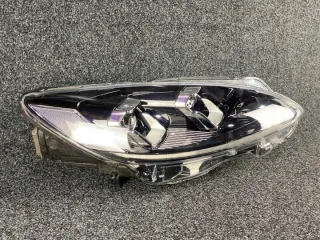 LV4B-13E016-AH Фара левая Ford Kuga 3 Арт e11800137, вид 1