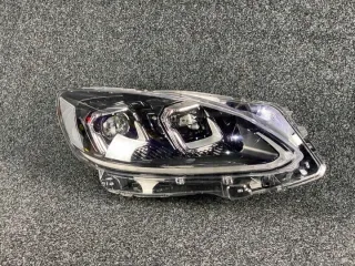 LV4B-13E016-AH Фара левая Ford Kuga 3 Арт e11800137, вид 3