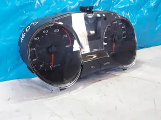 6J0920800K Щиток приборов (приборная панель) Seat Ibiza 5 Арт e11796069, вид 4