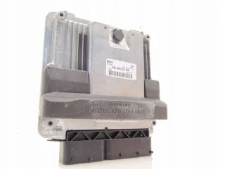 03L906022MK Блок управления двигателем Audi A4 B8 Арт e11789353, вид 1