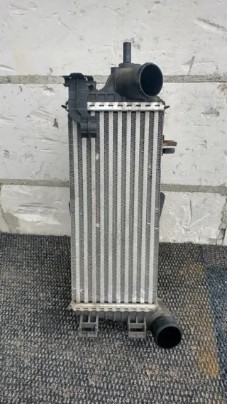 CV61-9L440-VD Интеркулер Ford Focus 3 Арт e11787403, вид 3