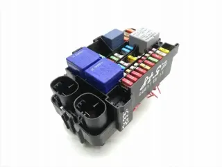  Блок предохранителей Renault Megane 3 Арт e11780434, вид 1