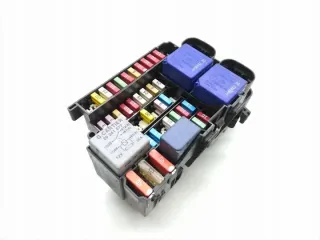  Блок предохранителей Renault Megane 3 Арт e11780434, вид 2