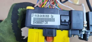9804848580 Блок предохранителей Peugeot 308 2 Арт e11780258, вид 2