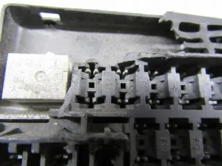 9810296080 bsm-z02-019810296080 Блок предохранителей Peugeot 2008 Арт e11780216, вид 3